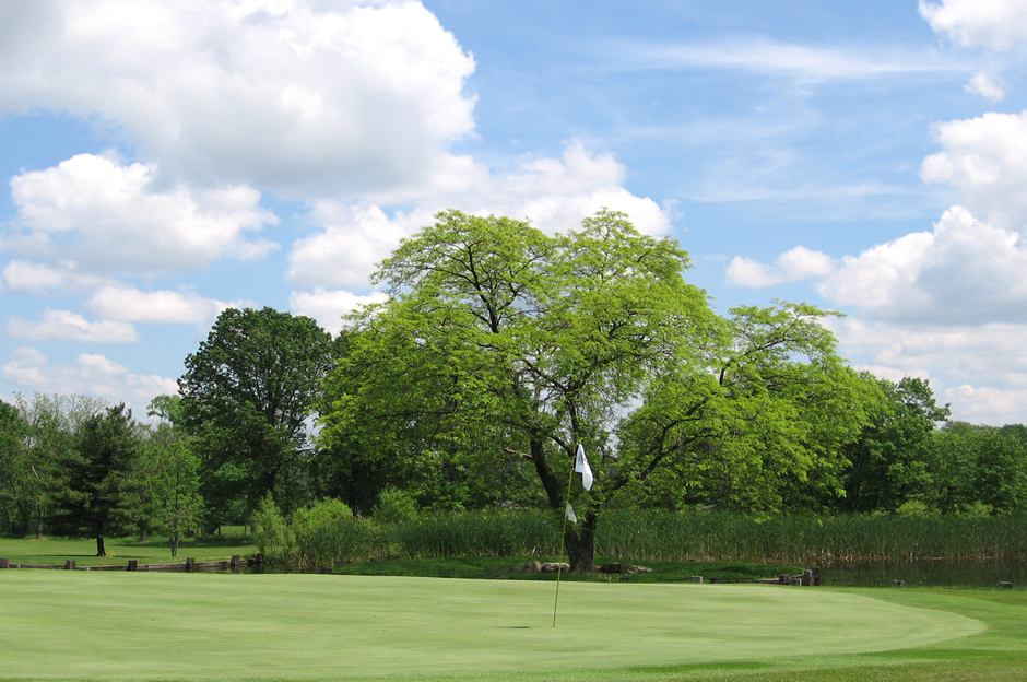 Mohawk Trails GC Golf Card International